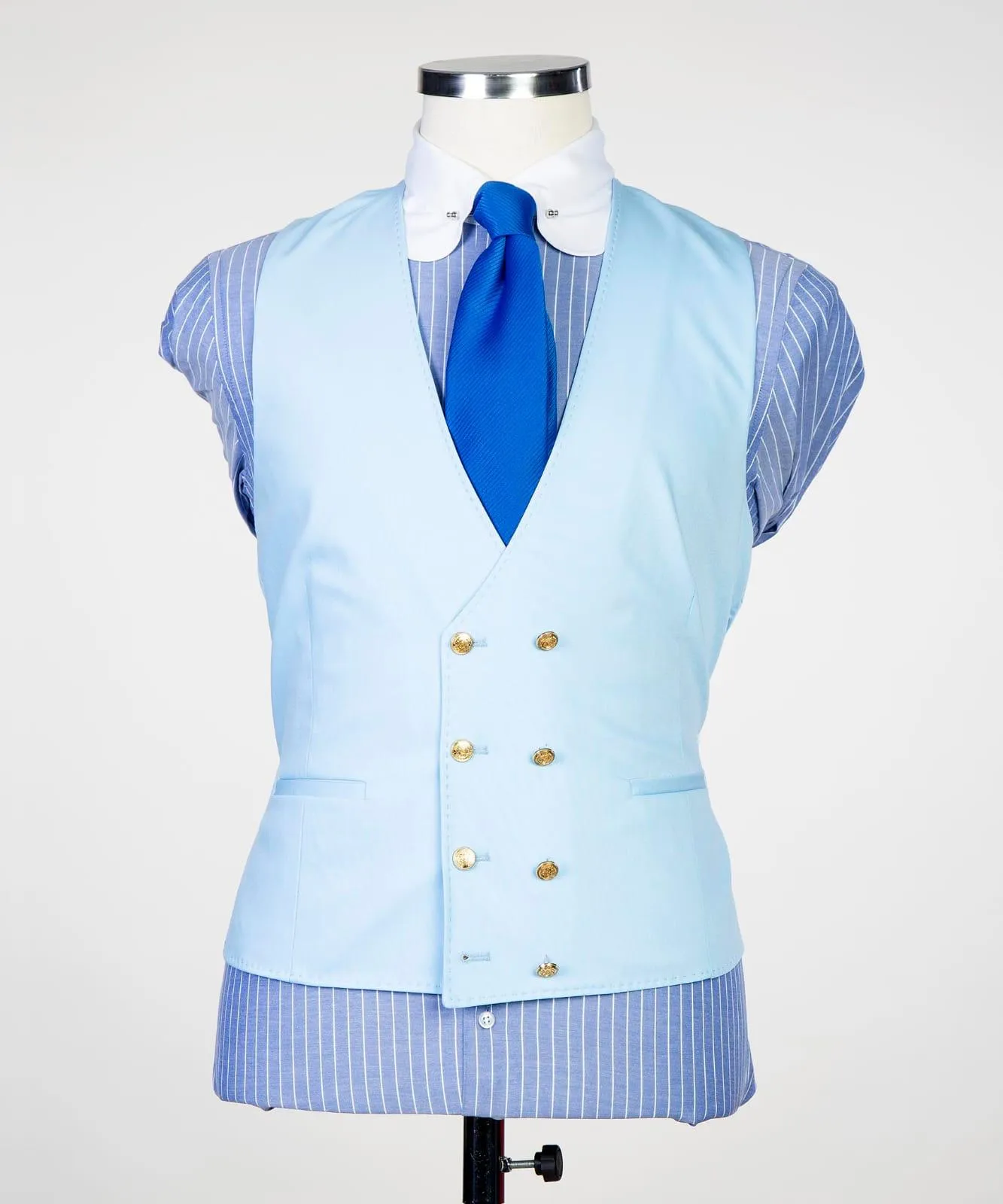 Alfred New Sky Blue Three-Piece Peak Lapel Slim Fit Men’s Suits