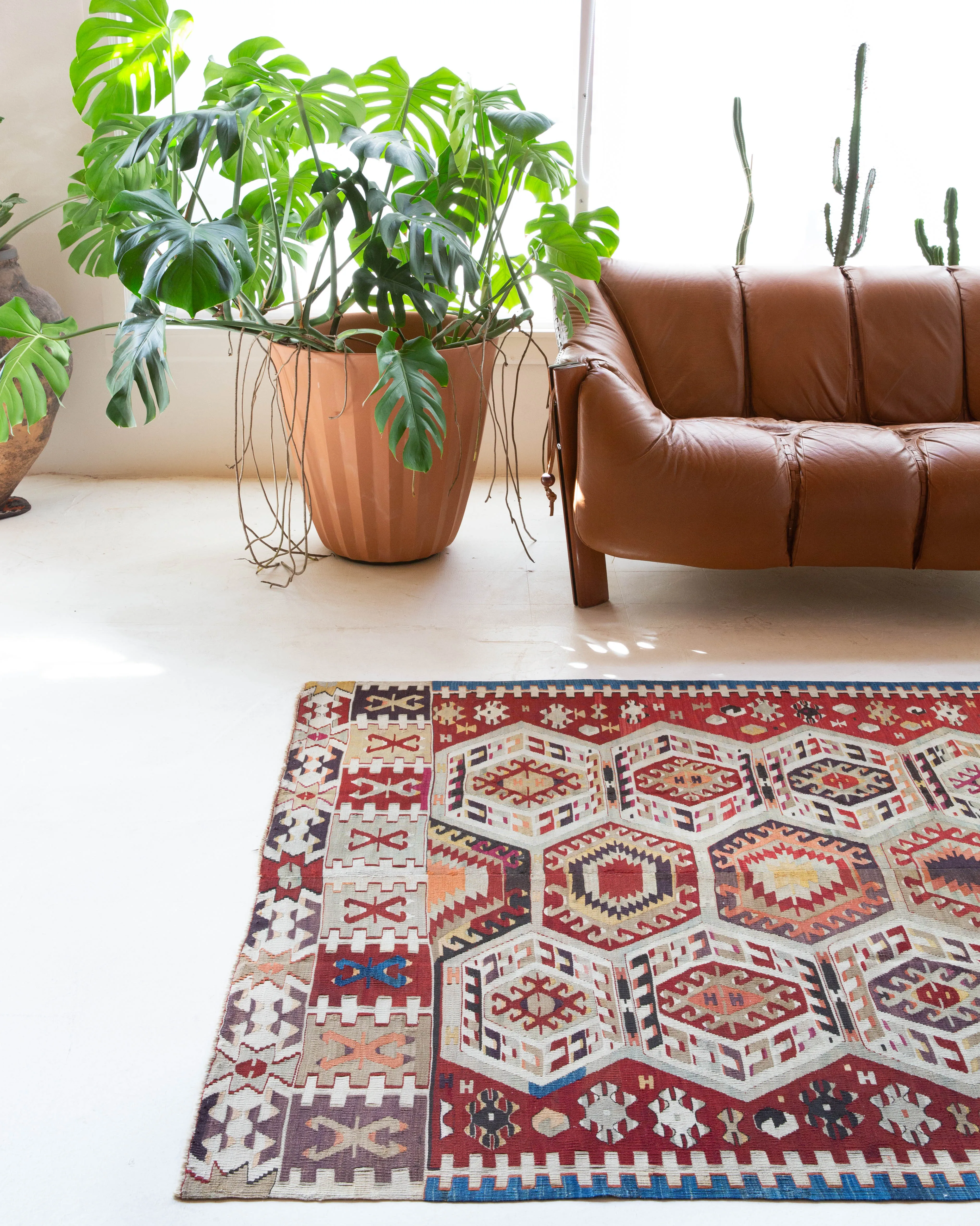 Antique Aydin Kilim Rug 4'9"x8'11"