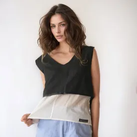Black and White Versatile top