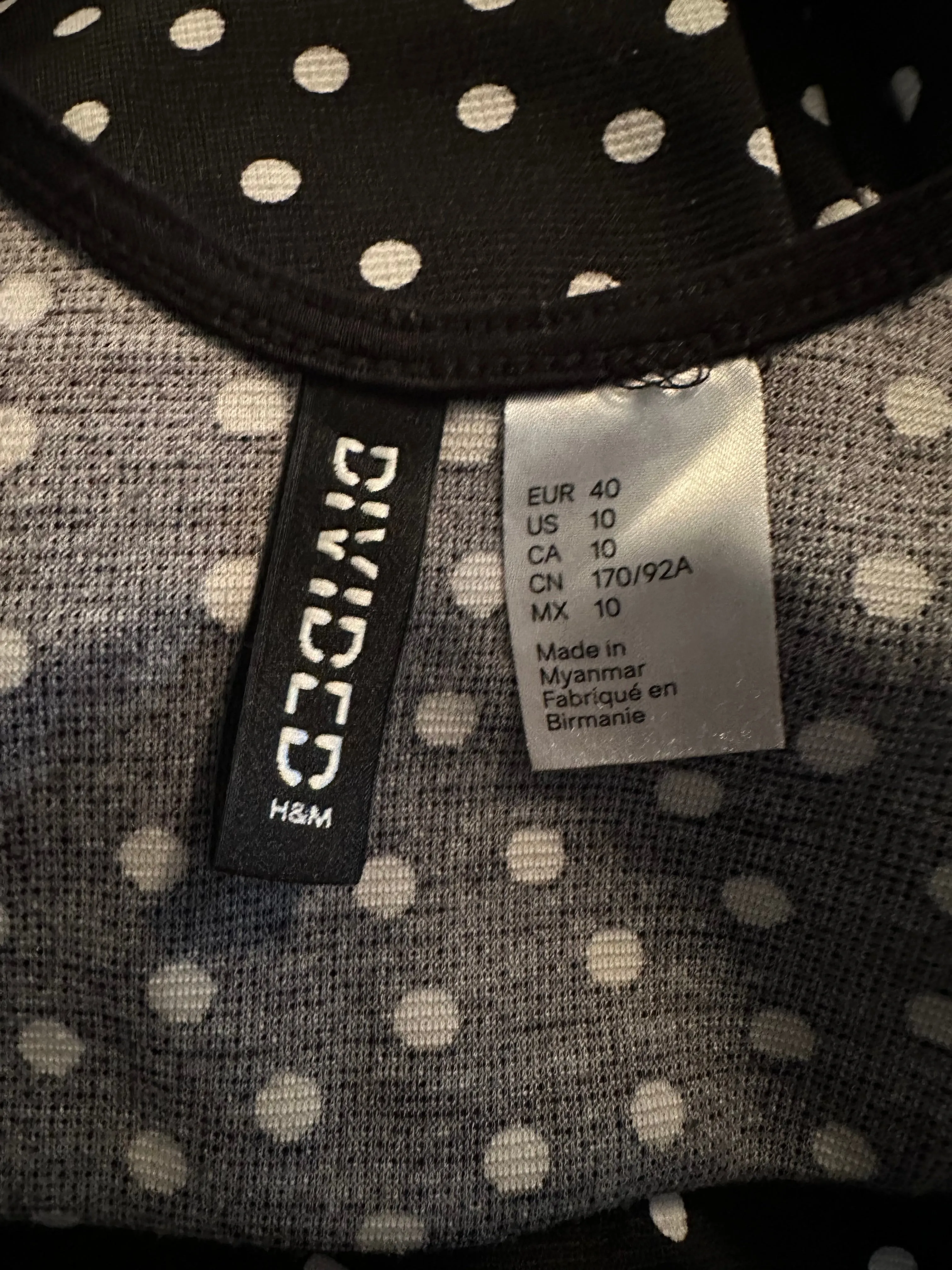 Divided H&M - Sleeveless Black Polka Dot Dress