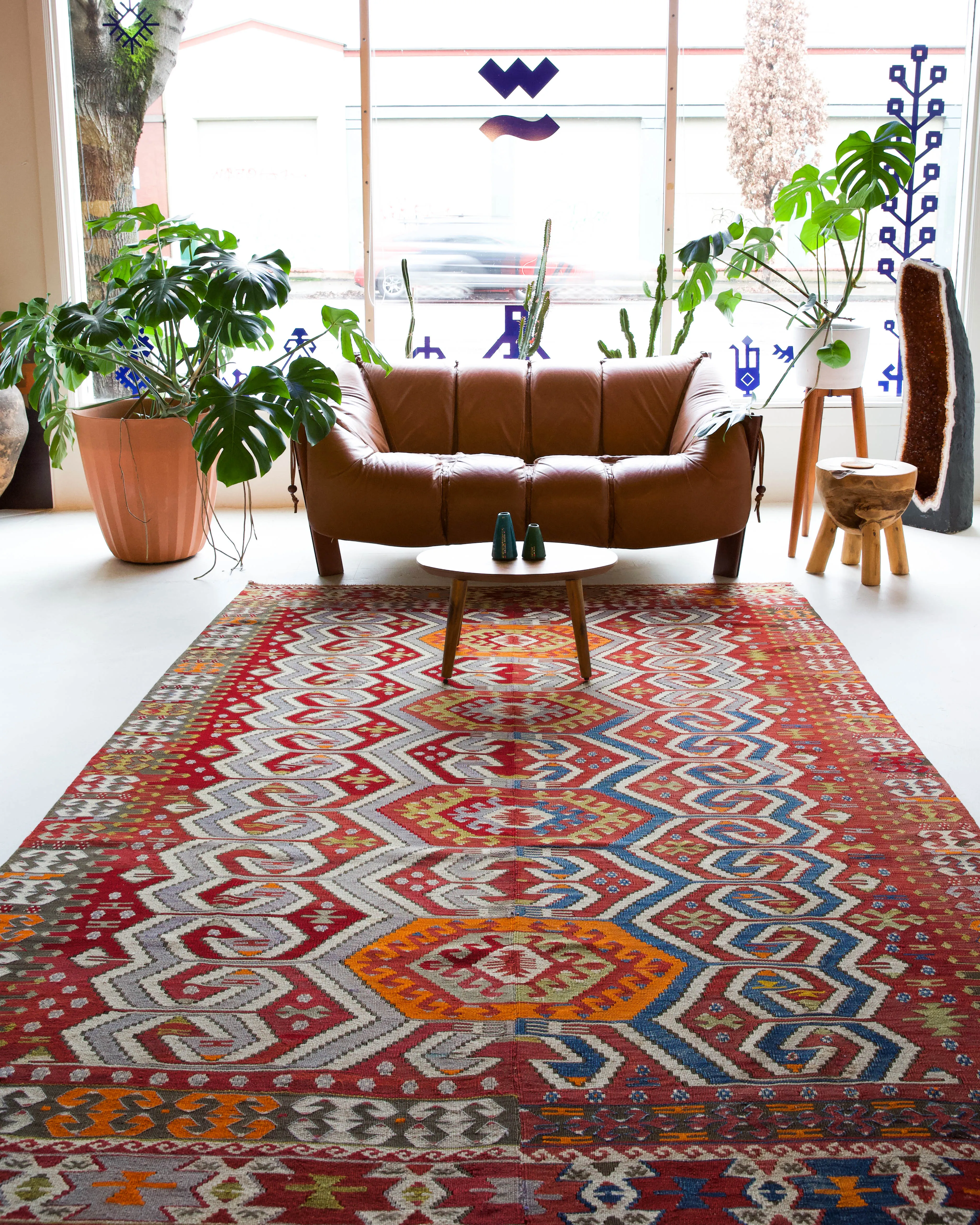 Semi-antique Aydin Kilim Rug 6'7"x9'7"