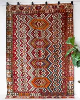 Semi-antique Aydin Kilim Rug 6'7"x9'7"