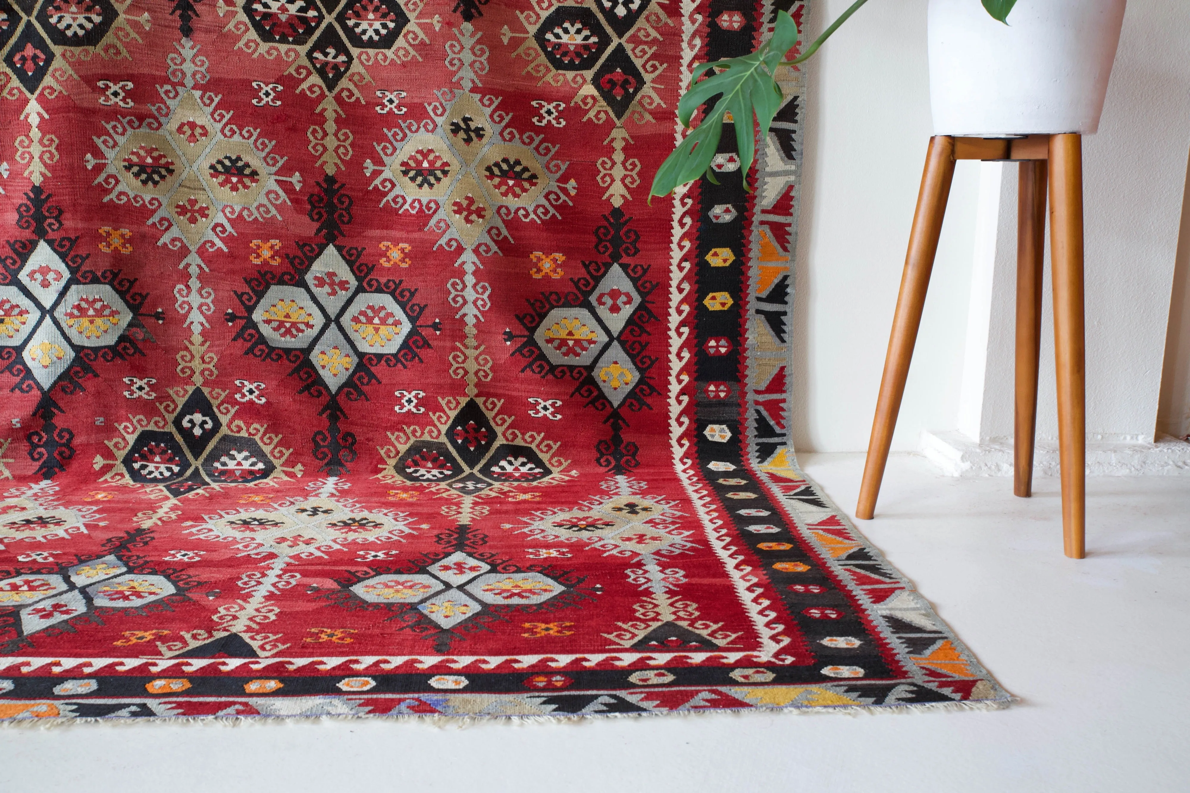 Semi-Antique Sivas Sarkisla Kilim Rug 9'3"x12'
