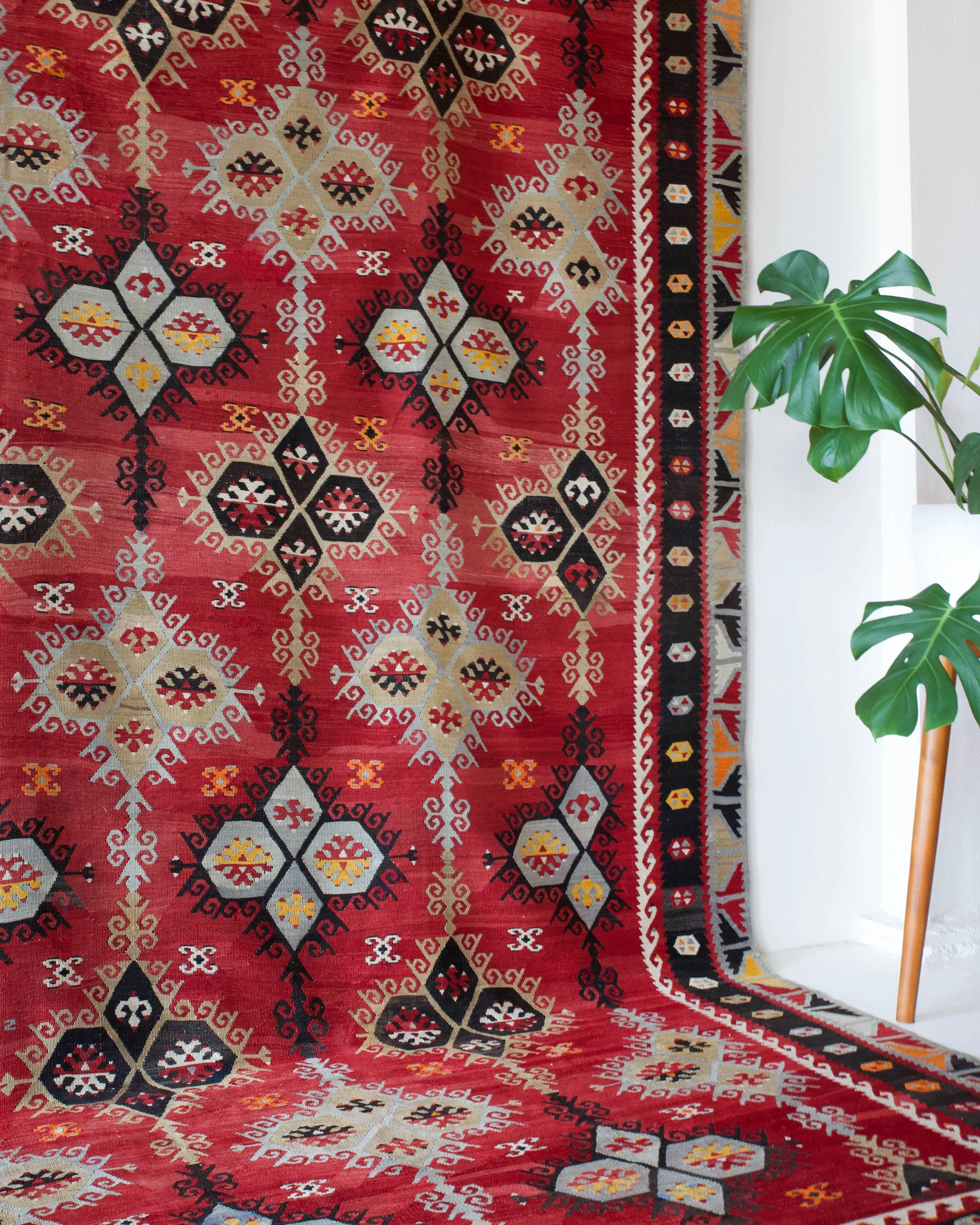Semi-Antique Sivas Sarkisla Kilim Rug 9'3"x12'
